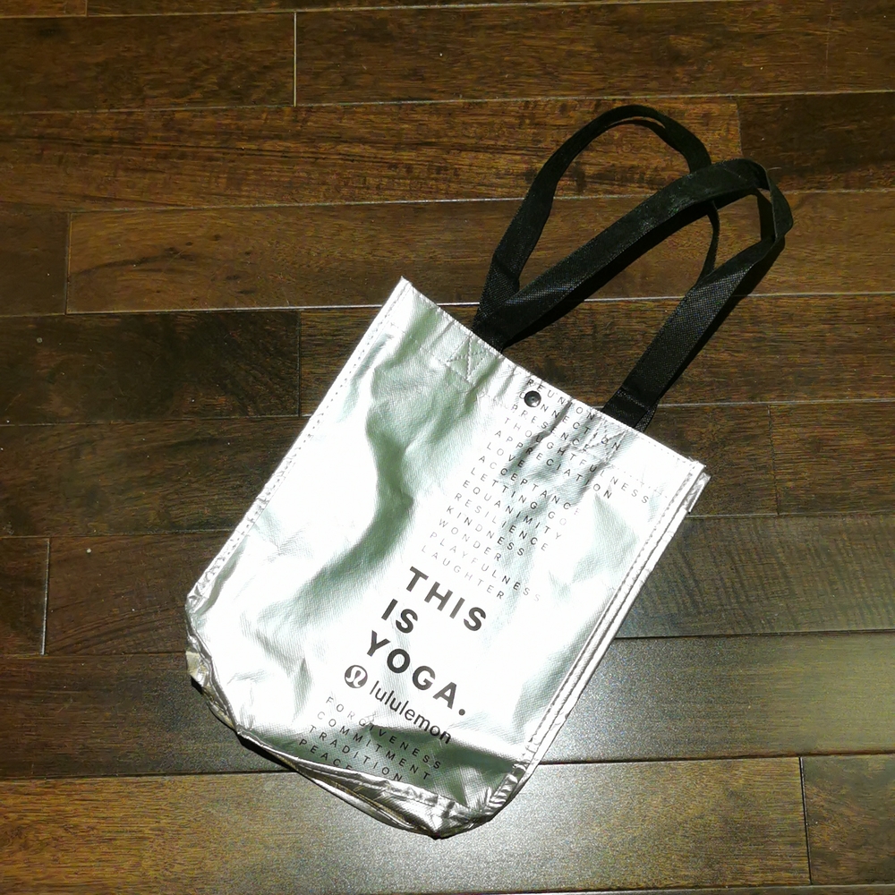 COPY - Small Silver Lululemon Reusable Bag